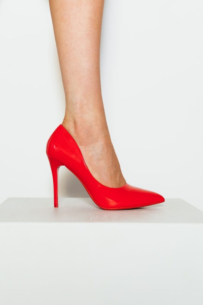 leg in high heel